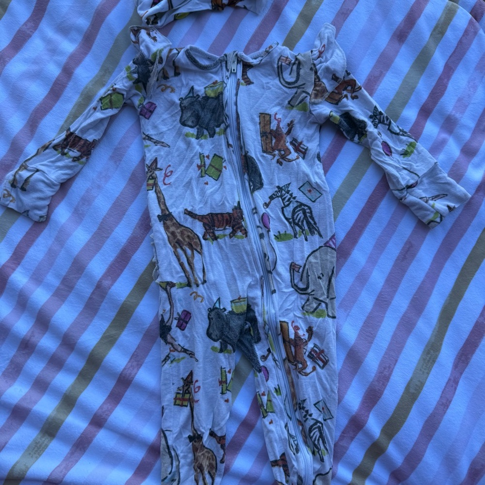 Bamboo party pajamas with matching bow